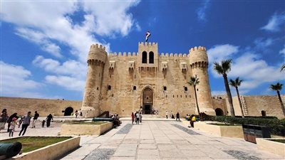 السياحة والآثار تتيح إمكانية شراء تذاكر زيارة 6 مواقع أثرية بالإسكندرية إلكترونيًا
