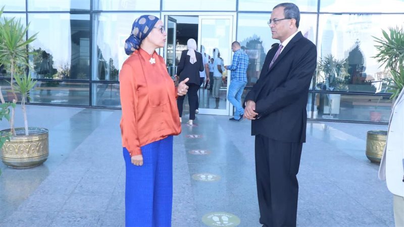 الدكتور مصطفى عبدالخالق