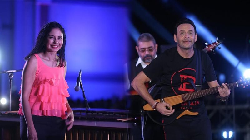 مصطفى قمر ونسمة عبد