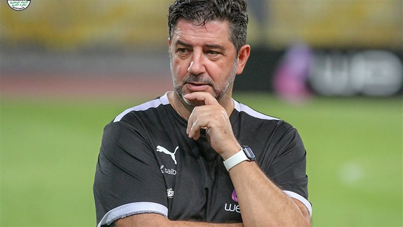 روي فيتوريا 
