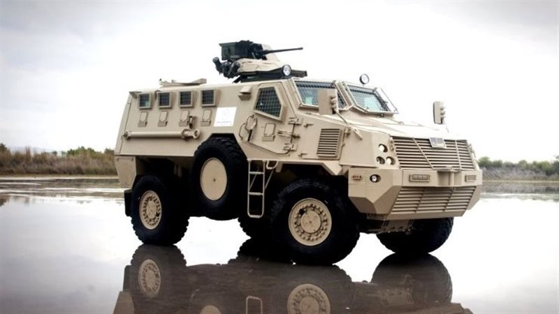 مركبة 4 × 4 مقاومة