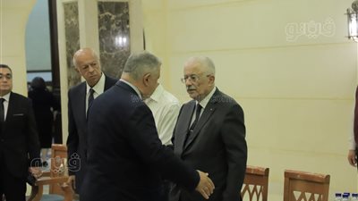 وزير التعليم يعزي طارق شوقي في وفاة زوجته | فيديو
