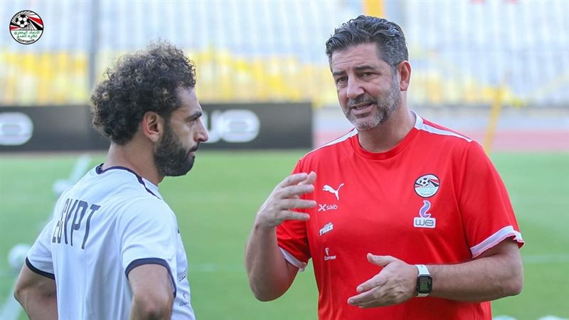 فيتوريا وصلاح