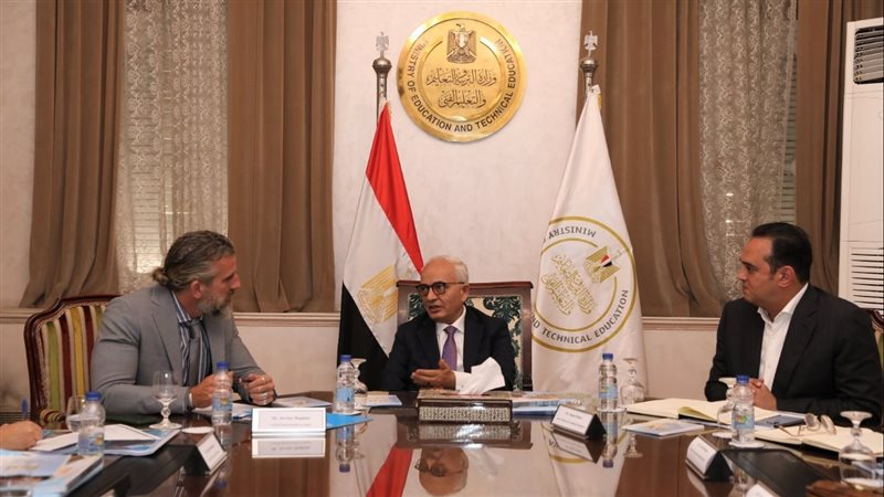 الدكتور رضا حجازي