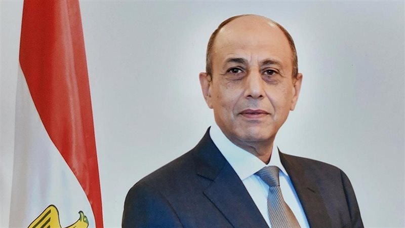 وزير الطيران الفريق
