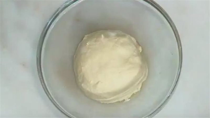 طريقة عمل عجينة الخمس