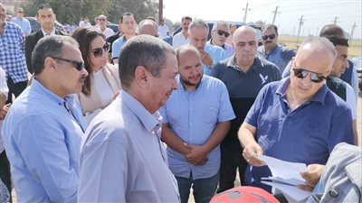 وزير الري يوقف أعمال التأهيل في ترعتين بكفر الشيخ لإعادة الدراسات الفنية والمراجعة القانونية