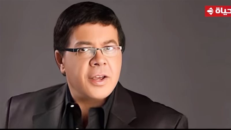 أحمد آدم، فيتو