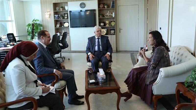 تفاصيل لفاء وزير