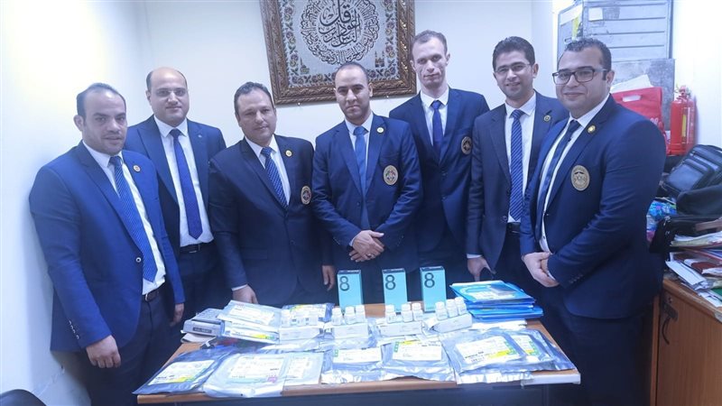 المضبوطات بحوزة رجال