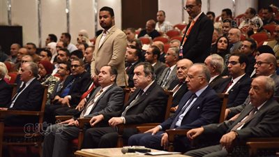 أمين عام نقابة المهندسين: أوصيكم بالعمل الجاد والاطلاع المستمر لمواكبة العالم