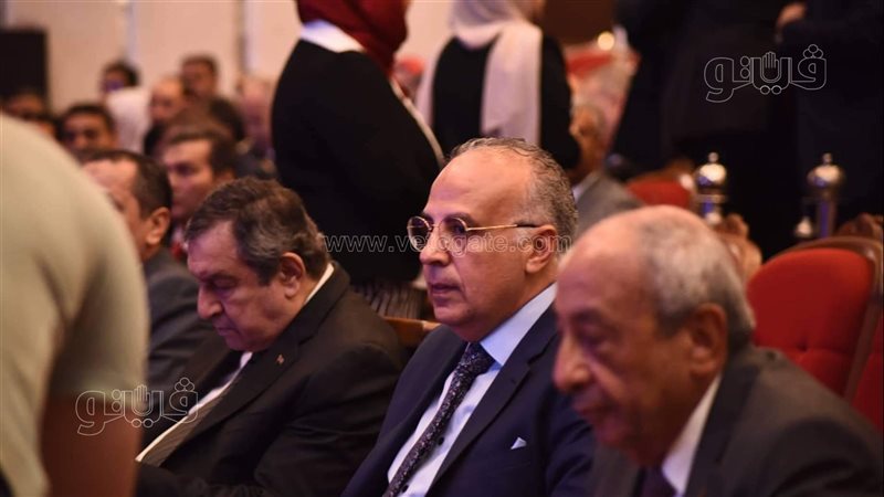 خاني سويلم وزير الري