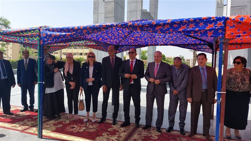 رئيس جامعة حلوان
