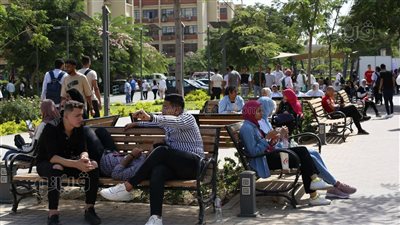 15 صورة ترصد أول أيام العام الدراسي الجديد بجامعة عين شمس 