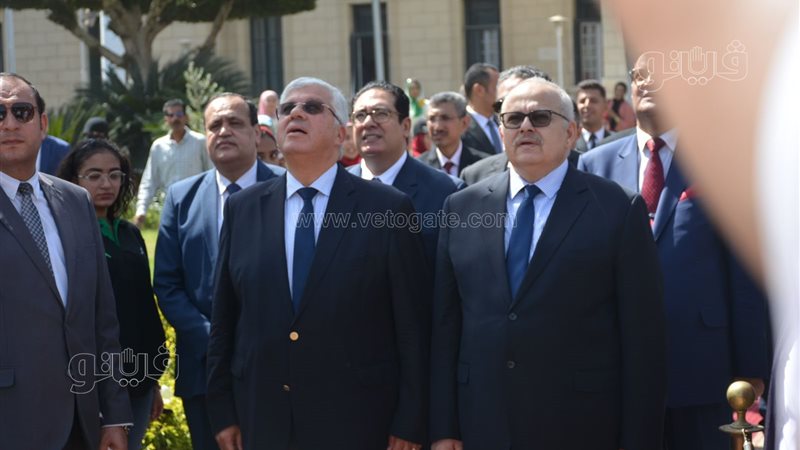 الدكتور أيمن عاشور