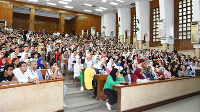 رئيس جامعة القاهرة: انتظام الدراسة بالكليات باليوم الثاني من العام الدراسي الجديد