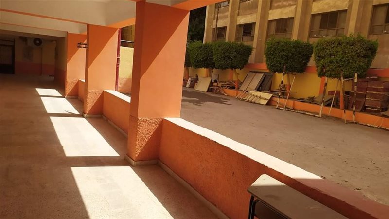 مدرسة الثانوية بنات