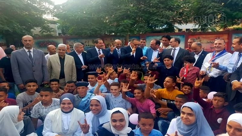 محافظ الشرقية يشهد