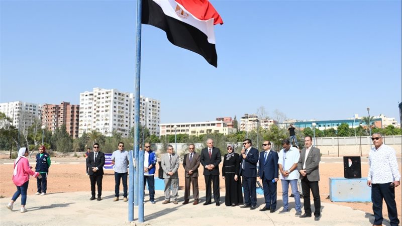 جانب من الاصطفاف