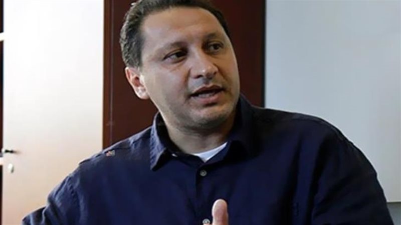 هادى خشبة