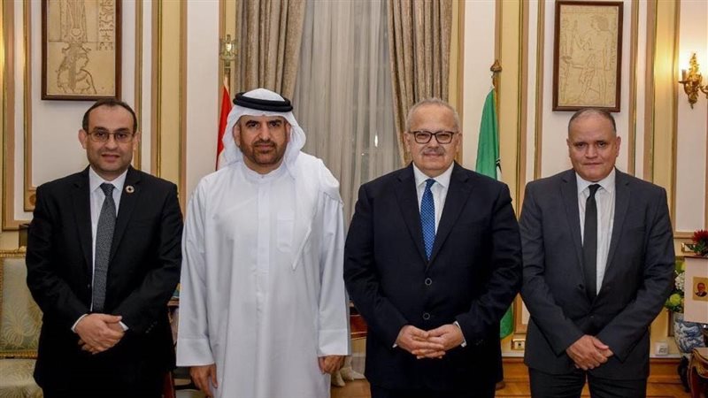  الخشت يلتقى مدير