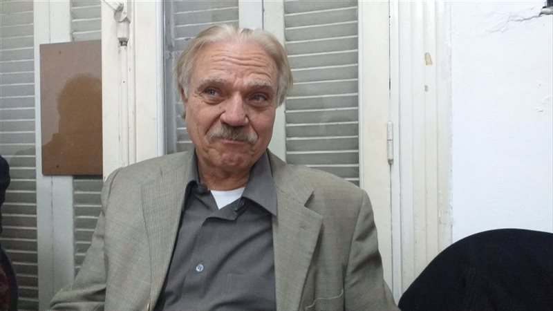 الكاتب الصحفى مدحت