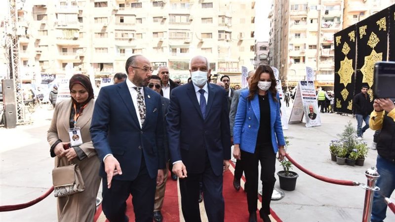 حسام المندوه ومحافظ