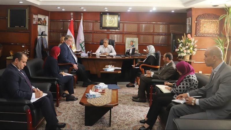 وزير القوى العاملة