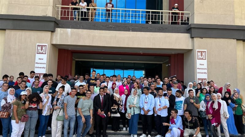 مؤتمر تعريفي بجامعة