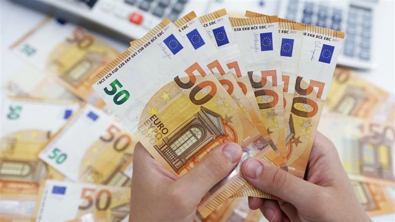 سعر اليورو اليوم