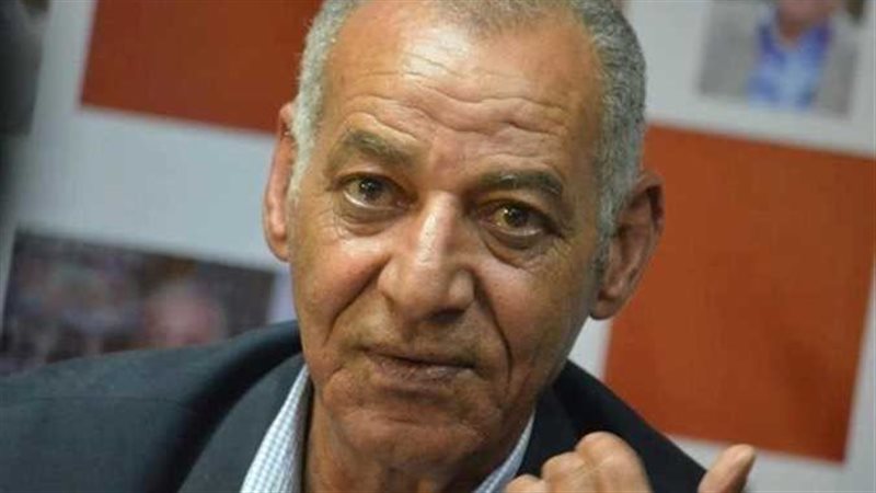 الكاتب الصحفي سليمان