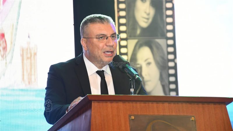 الإعلامي عمرو الليثي