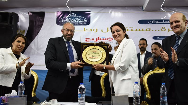 حسام المندوه يكرم