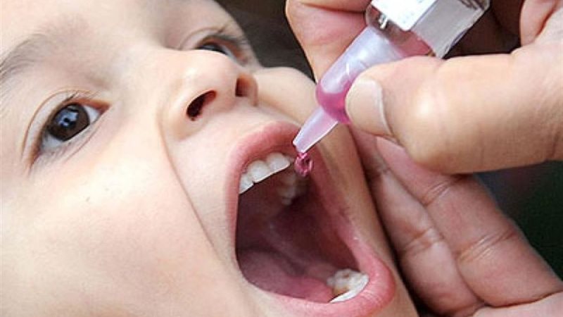 تطعيم شلل الأطفال