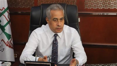 وزير القوى العاملة يلتقي خبيرًا بمنظمة العمل الدولية لتعزيز علاقات العمل 