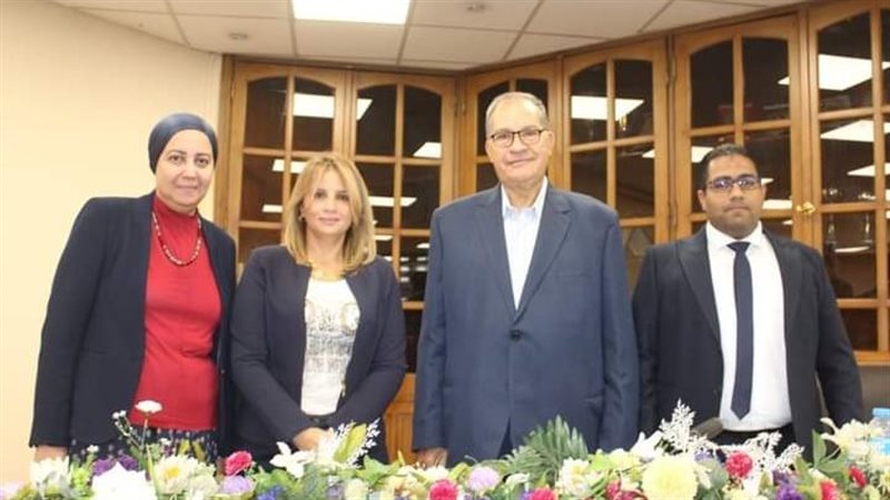 آداب عين شمس 