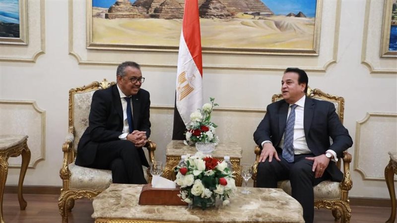 لقاء وزير الصحة مع