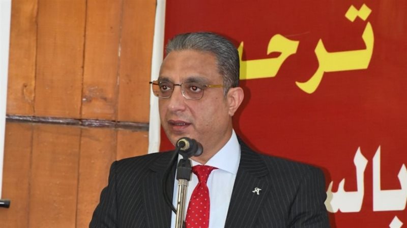 الدكتور أحمد الأنصاري،