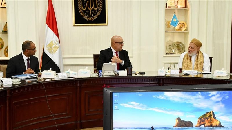 اجتماع وزير الإسكان