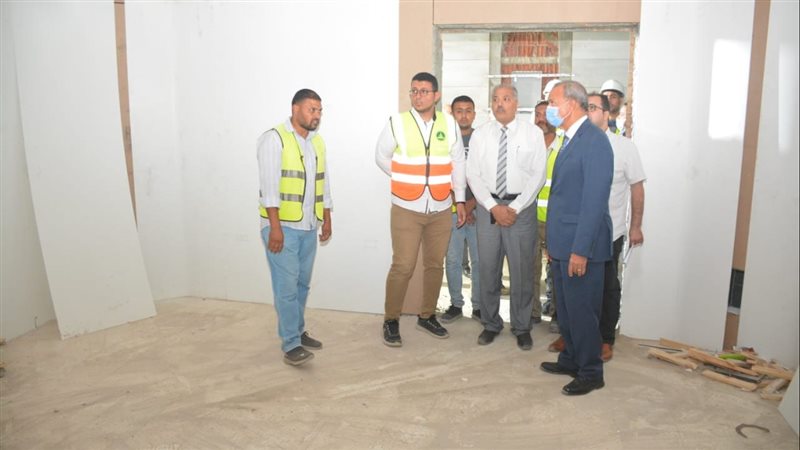 محافظ القليوبية خلال