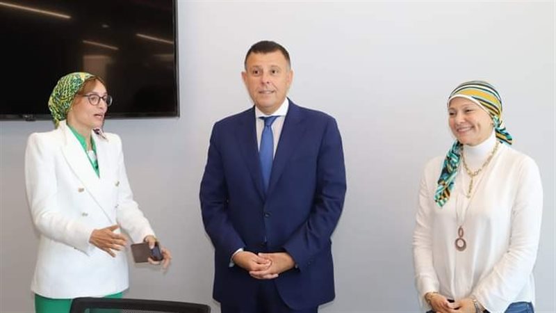 اول برنامج تدريبي
