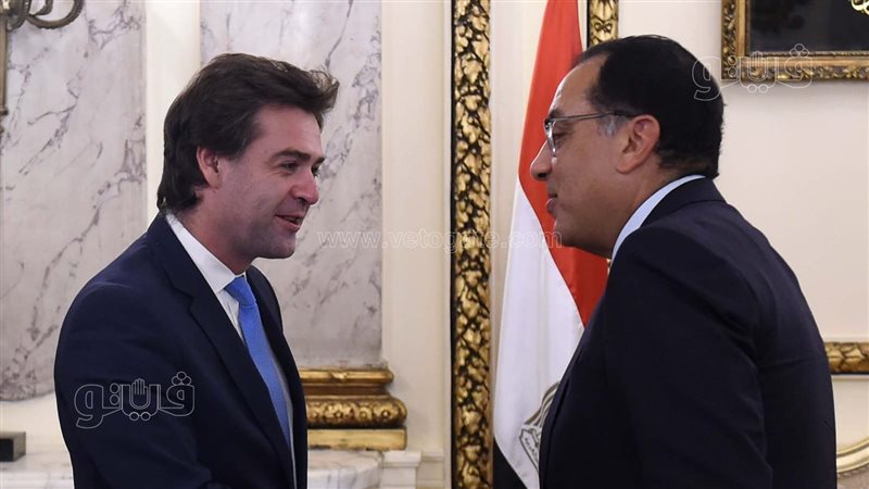 مصطفى مدبولي ووزير