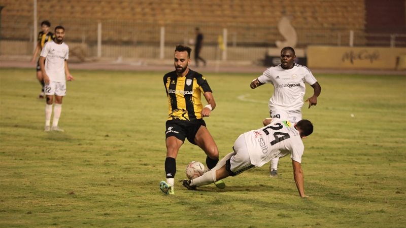 المقاولون والجيش