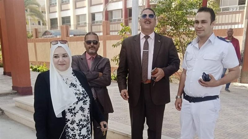 القيادات التعليمية