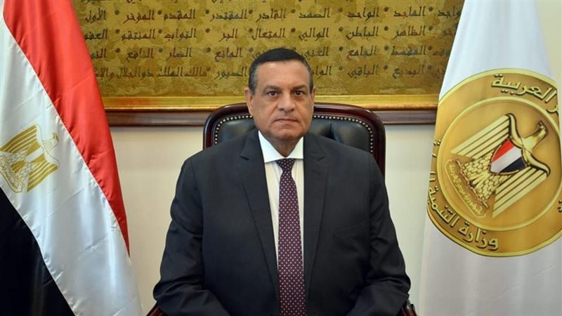 هشام آمنة وزير التنمية