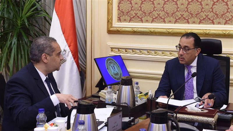 رئيس الوزراء والدكتور