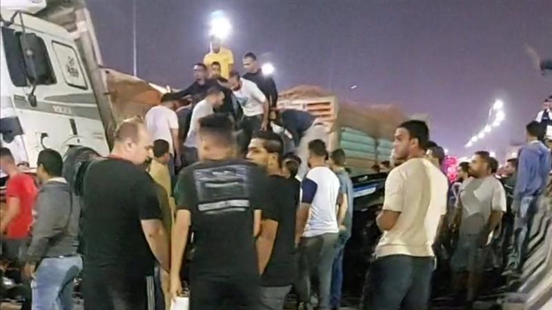انقلاب تريلا بحادث
