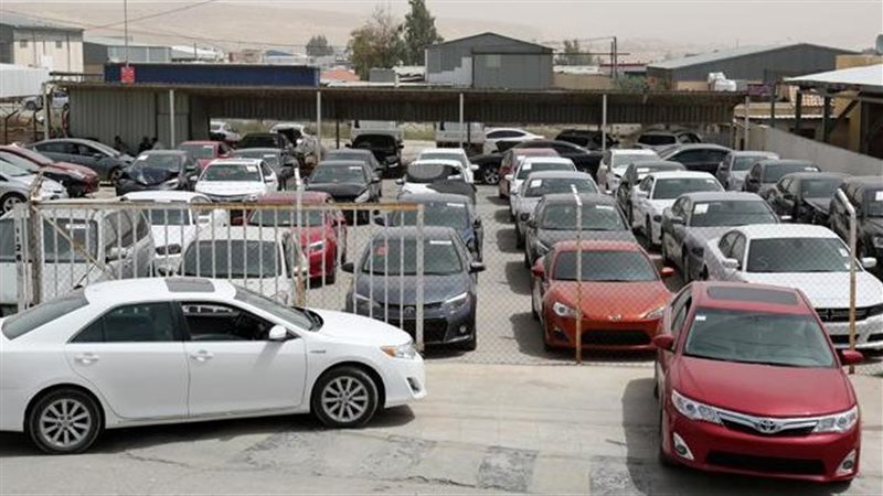 بيع سيارات 