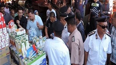 تحرير 240 محضرًا تموينيًا وضبط سلع فاسدة في بني سويف
