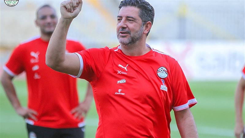 روي فيتوريا 